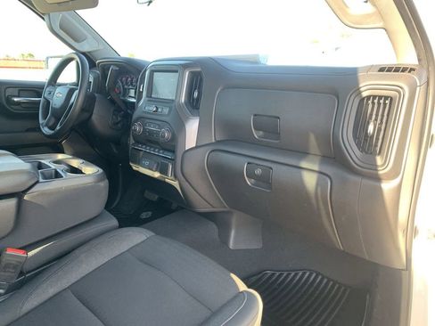 Certified 2022 Chevrolet Silverado 1500 Custom image 27