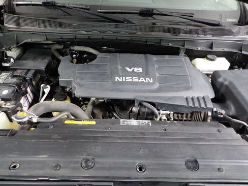 Used 2017 Nissan Titan Platinum Reserve RWD image 43