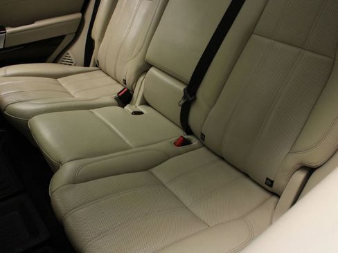 Used 2014 Land Rover Range Rover Supercharged image 17