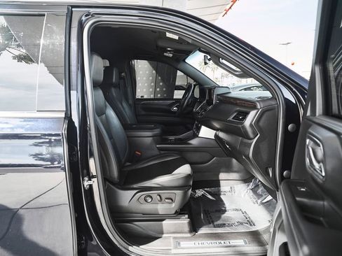 Used 2021 Chevrolet Tahoe LT AWD/4WD image 13