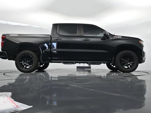 Used 2022 Chevrolet Silverado 1500 Custom Trail Boss w/ Midnight Edition AWD/4WD image 32