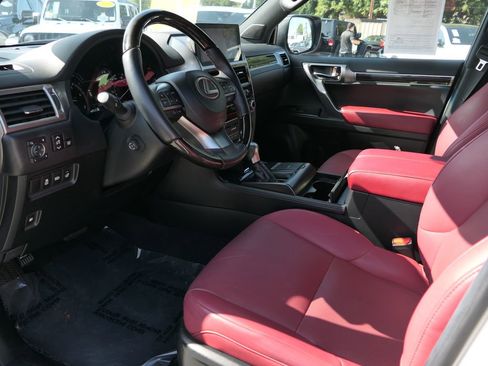 Used 2023 Lexus GX 460 Premium image 10