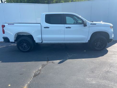 Certified 2024 Chevrolet Silverado 1500 LT Trail Boss w/ Convenience Package II image 15