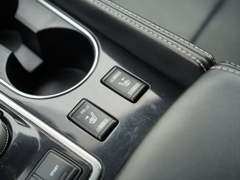 Used 2023 Nissan Maxima SV w/ Floor Mat Group FWD image 21