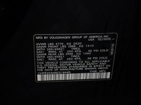 Used 2025 Volkswagen Atlas Cross Sport SEL Premium R-Line image 24