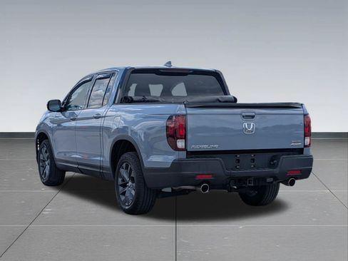 Certified 2023 Honda Ridgeline Sport image 4