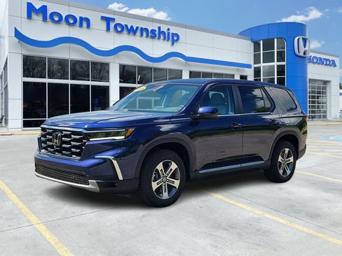 Used 2025 Honda Pilot EX-L image 3