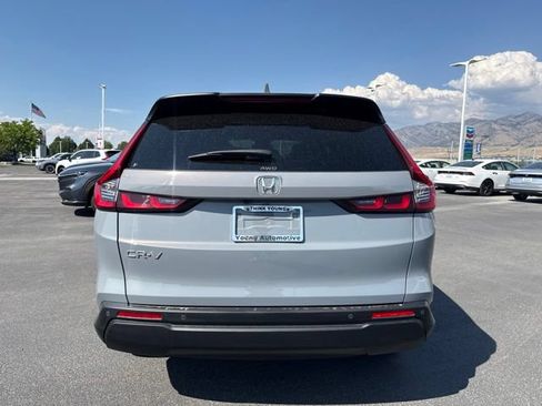 Used 2024 Honda CR-V EX-L image 5