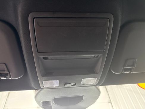 Used 2025 Ford Escape ST-Line AWD/4WD image 32