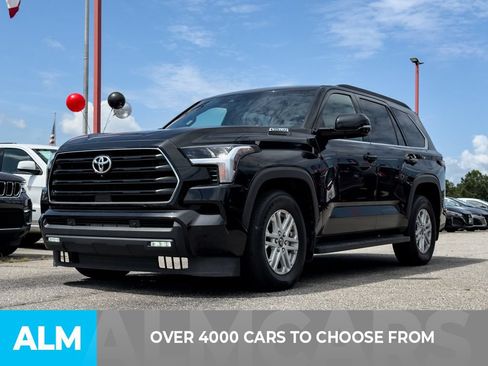 Used 2025 Toyota Sequoia SR5 AWD/4WD image 2
