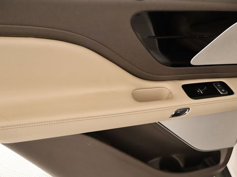 Used 2022 Lincoln Aviator Reserve w/ Equipment Group 201A image 19