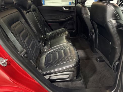 Used 2023 Ford Escape SE w/ PHEV Premium Package image 37