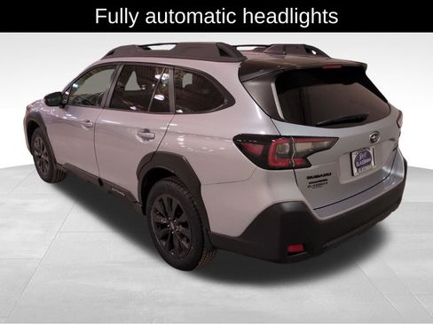 Used 2023 Subaru Outback Onyx Edition image 8