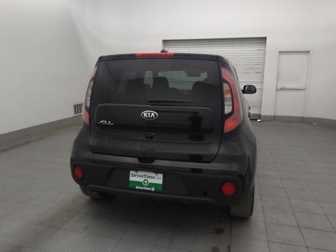 Used 2019 Kia Soul + FWD image 7