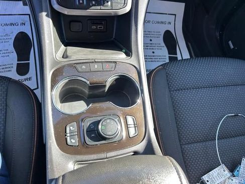 Used 2023 GMC Acadia AT4 image 20