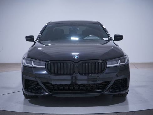 Used 2023 BMW 540i w/ M Sport Package image 4