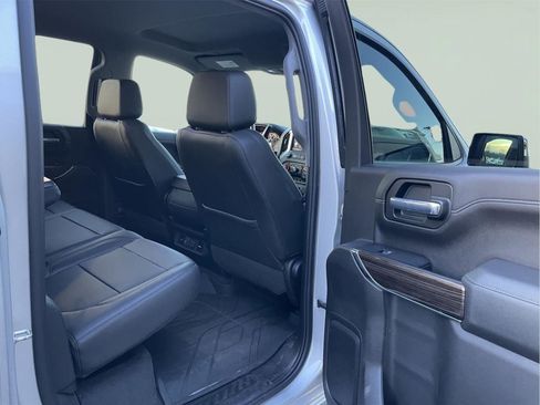 Used 2020 Chevrolet Silverado 1500 LT w/ All-Star Edition image 18