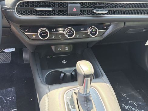New 2026 Honda HR-V EX-L image 16