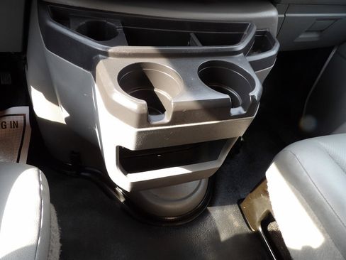 Used 2024 Ford E-350 and Econoline 350 Super Duty w/ Power Windows & Locks Group image 14