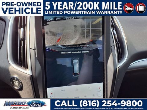 Used 2024 Ford Edge Titanium AWD/4WD image 11