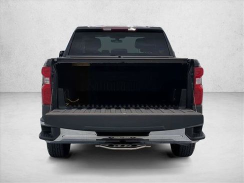Used 2021 Chevrolet Silverado 1500 LT RWD image 6