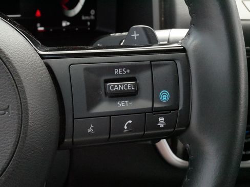 Used 2024 Nissan Rogue Platinum w/ Platinum Premium Package AWD/4WD image 26