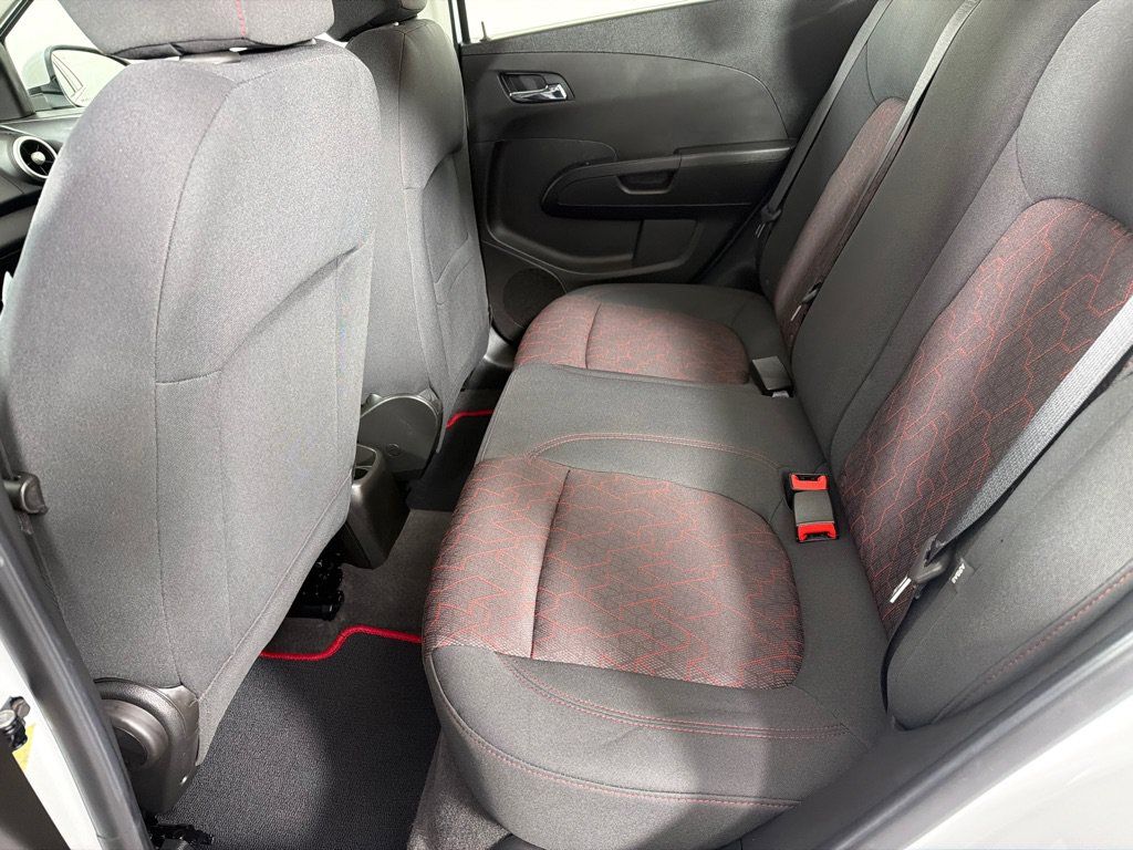 Used 2018 Chevrolet Sonic LT w/ Convenience Package FWD image 16