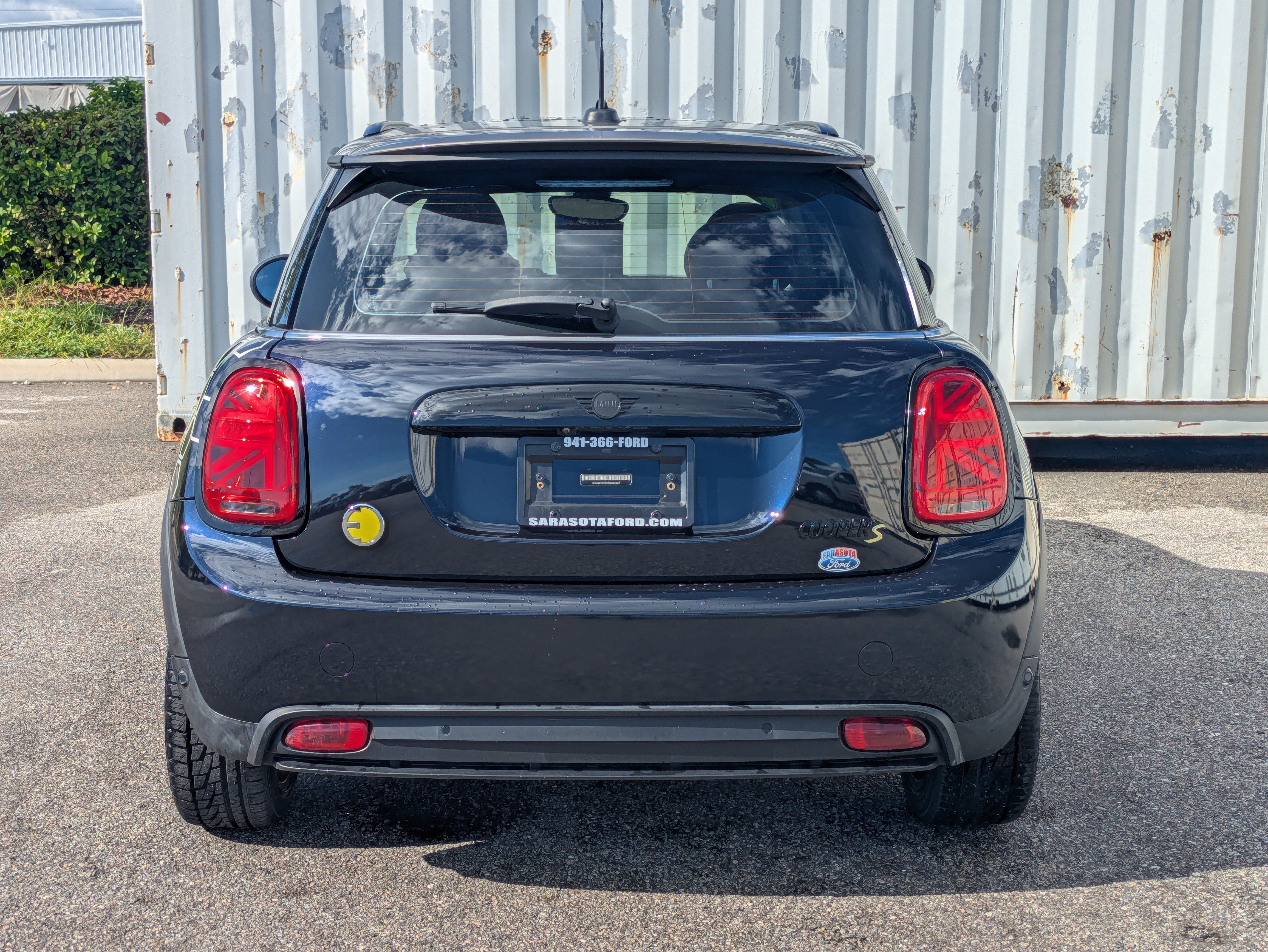 Used 2024 MINI Cooper SE FWD image 6