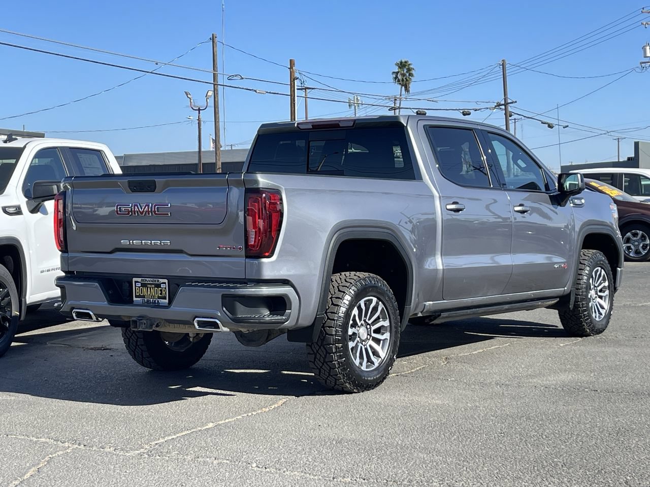 Used 2021 GMC Sierra 1500 AT4 w/ AT4 Preferred Package AWD/4WD image 38