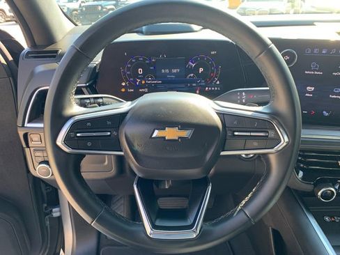 Used 2025 Chevrolet Tahoe LT AWD/4WD image 21