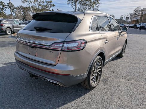 Used 2019 Lincoln Nautilus Reserve image 4