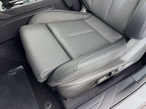 New 2026 Subaru Outback Touring XT image 19