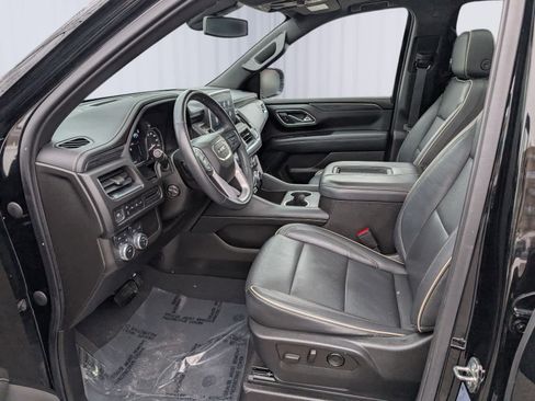 Used 2021 GMC Yukon SLT w/ SLT Premium Package image 15