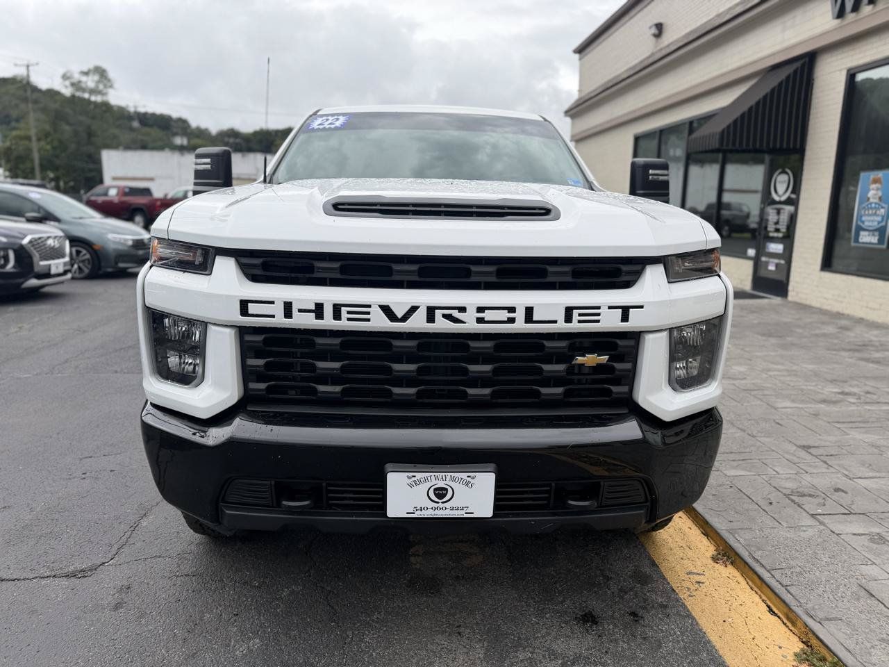 Used 2022 Chevrolet Silverado 2500 Custom w/ Custom Convenience Package AWD/4WD image 7