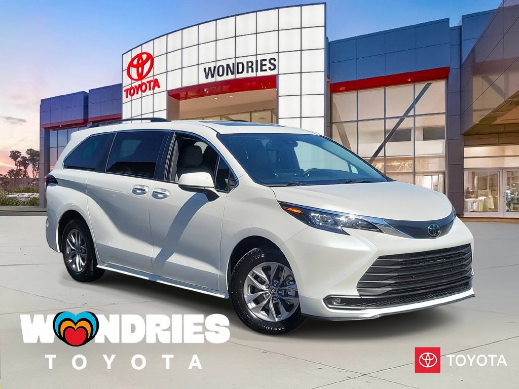 Used 2026 Toyota Sienna XLE FWD 360° Tour