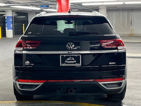 Certified 2021 Volkswagen Atlas Cross Sport SEL Premium w/ Cross Sport MDO Package AWD/4WD image 35
