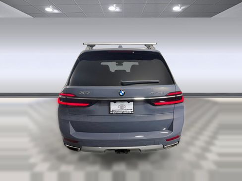 Used 2023 BMW X7 xDrive40i w/ Premium Package AWD/4WD image 10