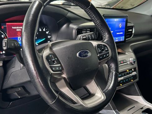 Used 2021 Ford Explorer XLT w/ Equipment Group 202A image 44