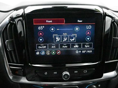 Used 2023 Chevrolet Traverse High Country AWD/4WD image 20
