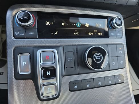 Used 2023 Hyundai Palisade Calligraphy image 30