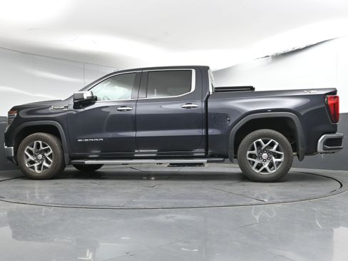 Used 2024 GMC Sierra 1500 SLT w/ SLT Premium Plus Package image 31