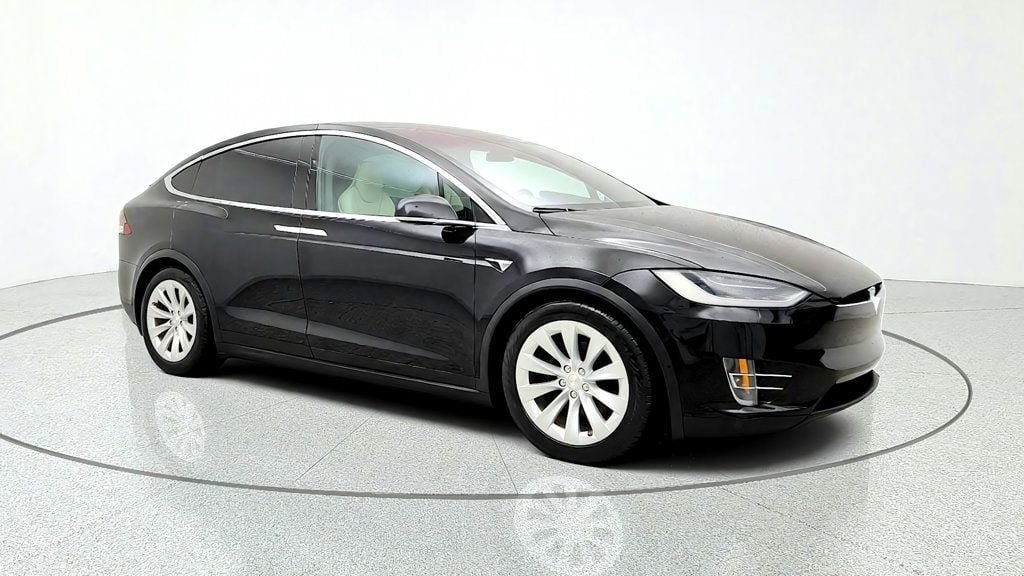 Used 2019 Tesla Model X Long Range AWD/4WD image 3
