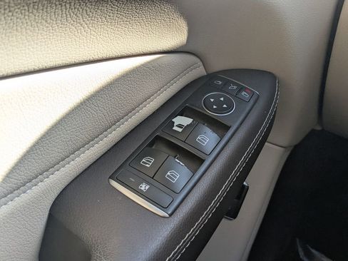 Used 2016 Mercedes-Benz GLE 300d GLE 300d image 10