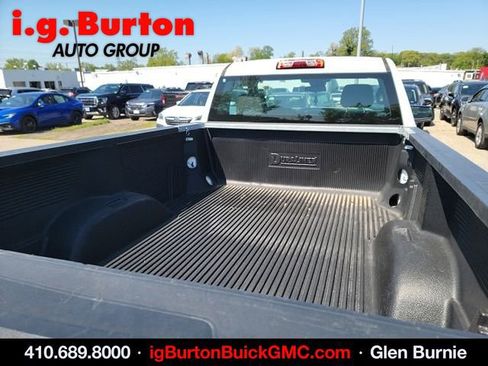 Used 2022 Chevrolet Silverado 1500 W/T RWD image 7