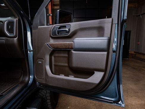 Used 2020 GMC Sierra 2500 Denali w/ Denali Ultimate Package image 37