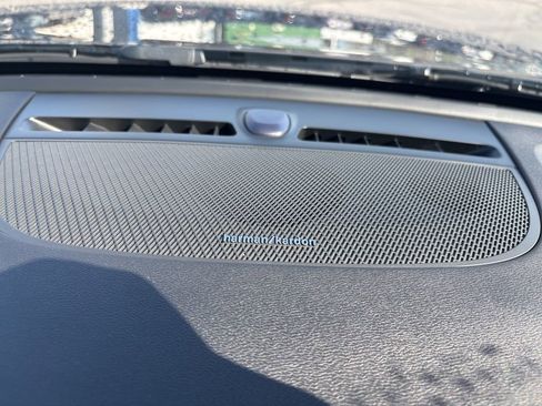 Certified 2023 Volvo XC40 B5 Plus w/ Driver Assist Package image 25