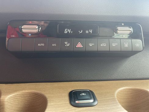 Used 2021 Mercedes-Benz Sprinter 3500 image 34