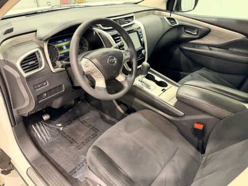 Used 2017 Nissan Murano S w/ Navigation Package FWD image 28