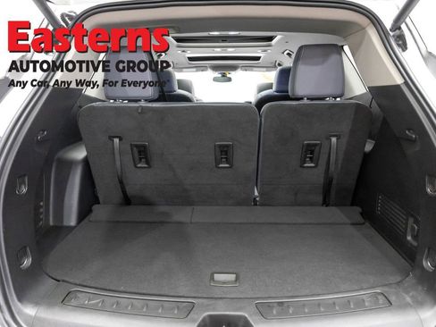 Used 2020 Buick Enclave Essence image 8