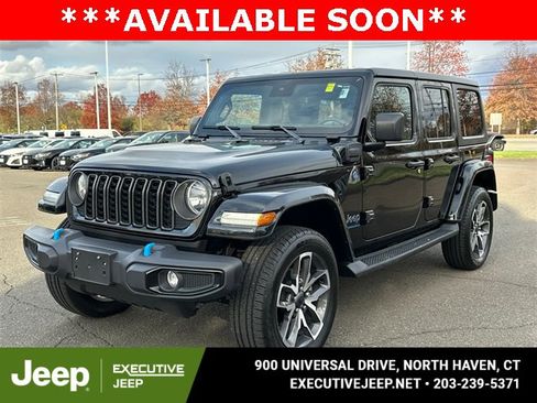 Used 2024 Jeep Wrangler Unlimited w/ Convenience Group image 5